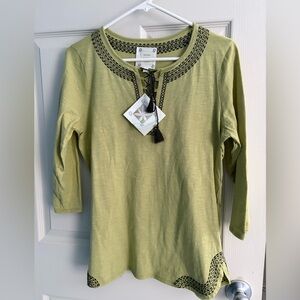 NWT! Sigrid Olsen Studio Boho Chic Olive Green Top with Black Stitching size S